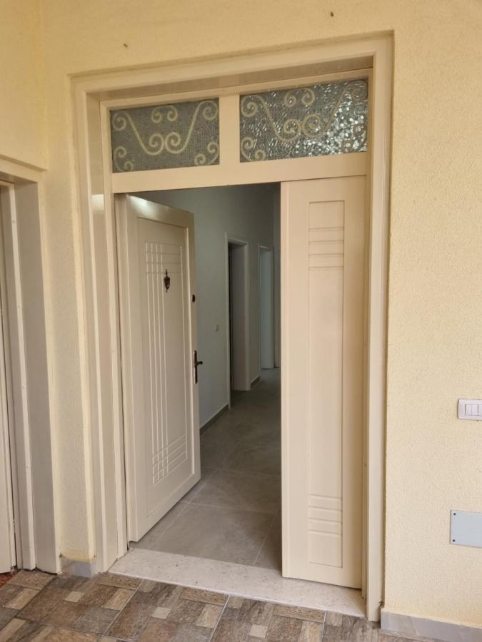My Holiday House Hotel Durres Exterior photo